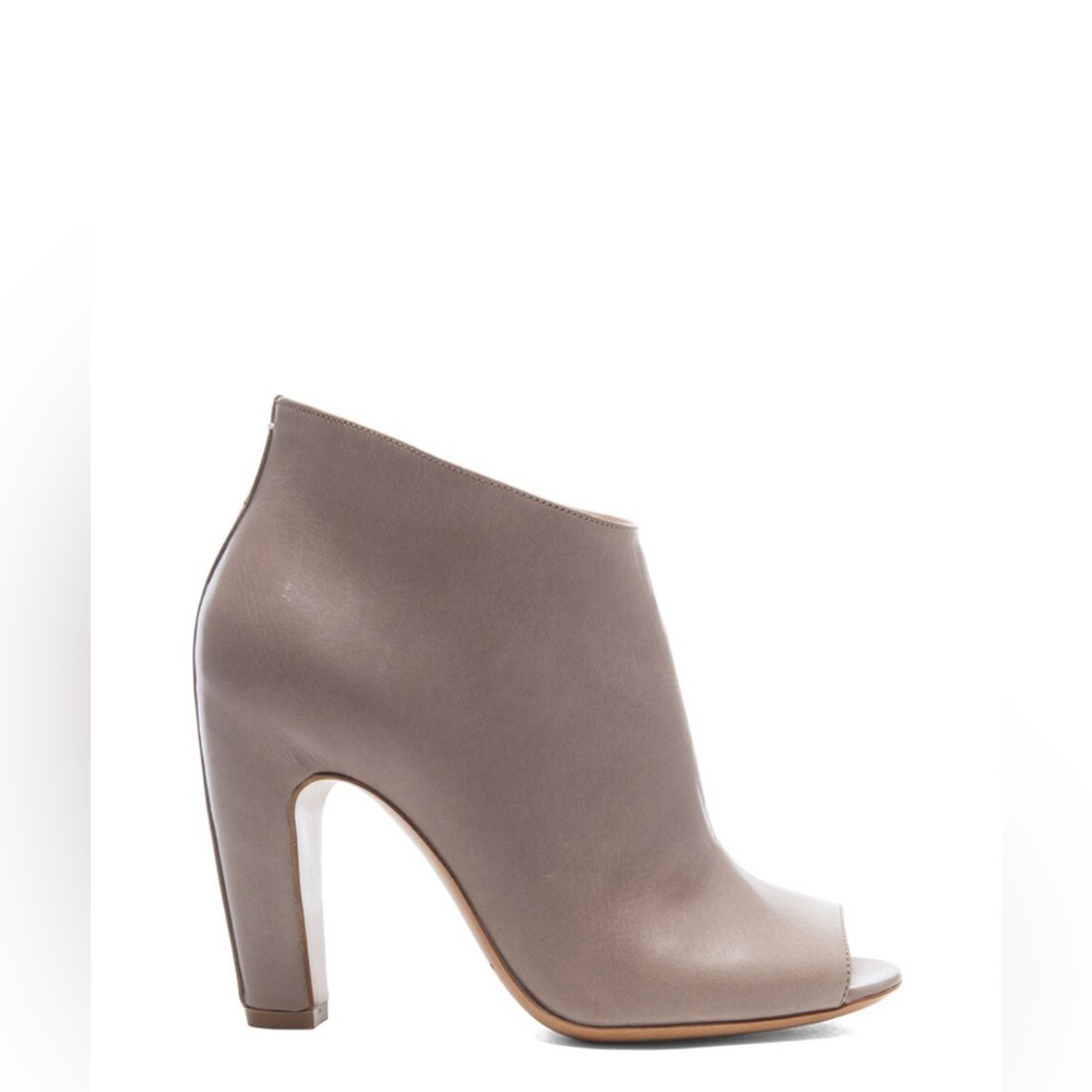 MAISON MARGIELA Open Toe Leather Booties Heels